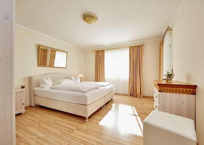 - Seehaus Riessersee