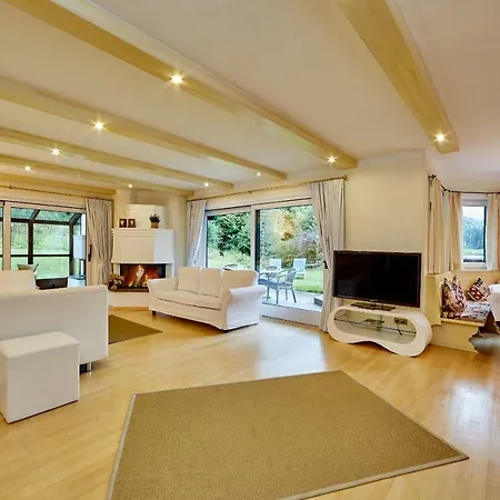 - Seehaus Riessersee *