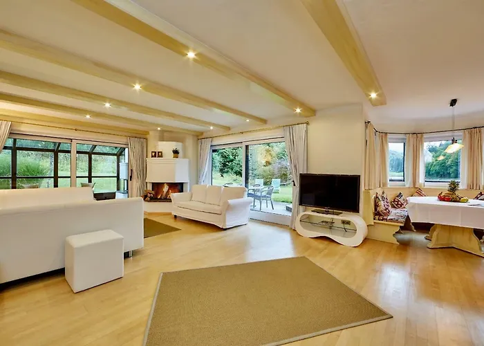 - Seehaus Riessersee *